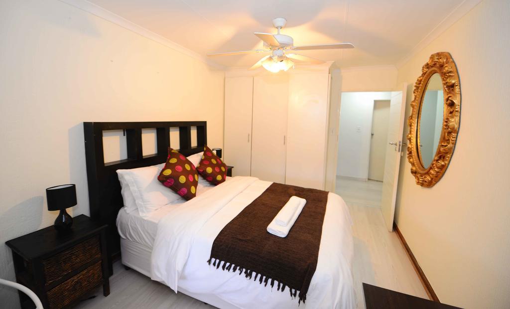 Corgi Guest House Johannesbourg Extérieur photo