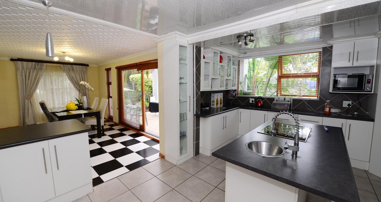 Corgi Guest House Johannesbourg Extérieur photo