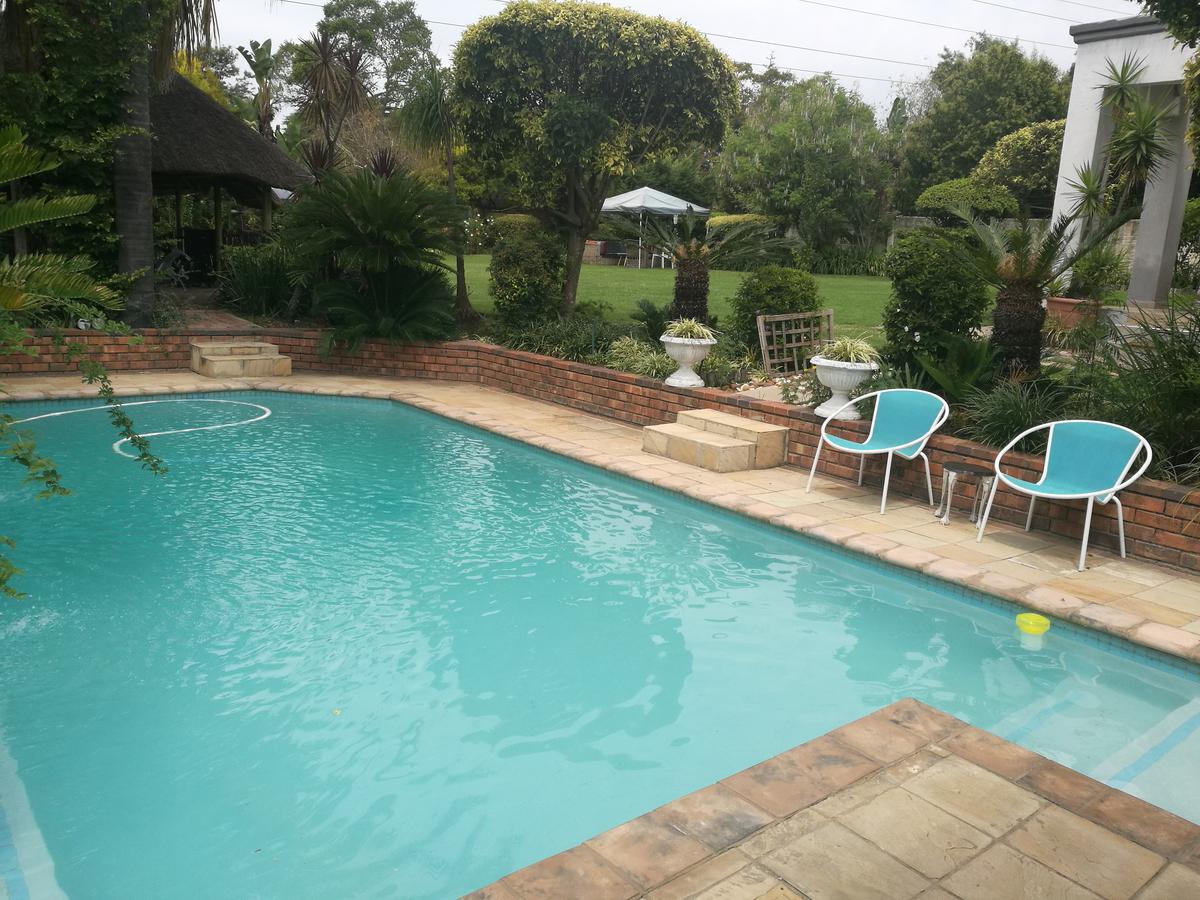 Corgi Guest House Johannesbourg Extérieur photo