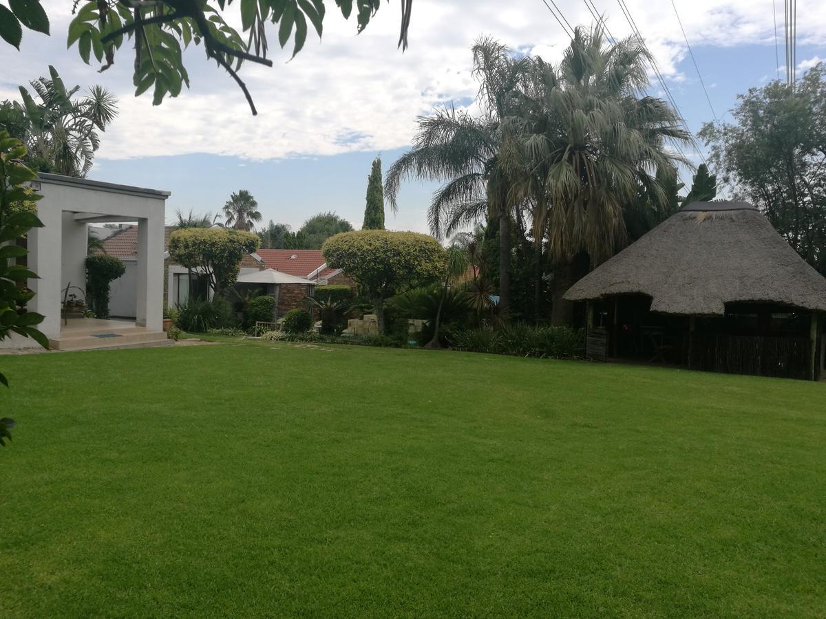 Corgi Guest House Johannesbourg Extérieur photo