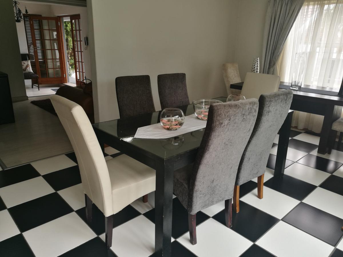 Corgi Guest House Johannesbourg Extérieur photo